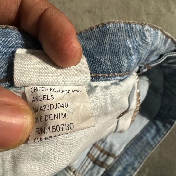 Never worn 🔥
thick material 🥋
slim fit so lower sizes can fit✅ ksubis - Picture 4 of 9